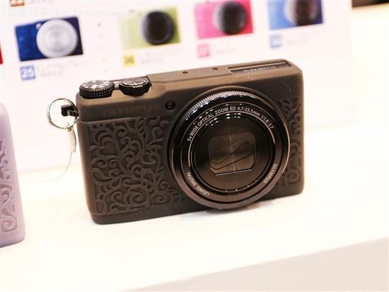 延续专业范儿 奥林巴斯XZ-10真机图赏