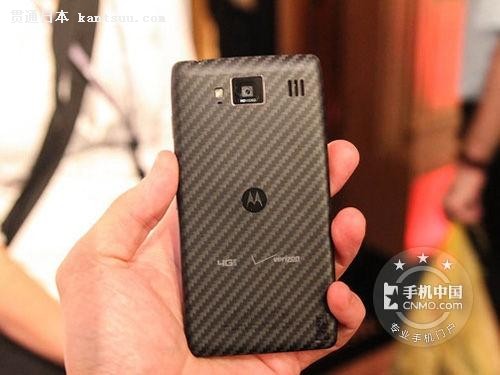 3300mAh电量骁龙强机 RAZR MAXX HD再降