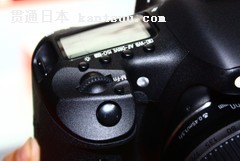 高像素、高连拍 佳能7D套机售价10500元