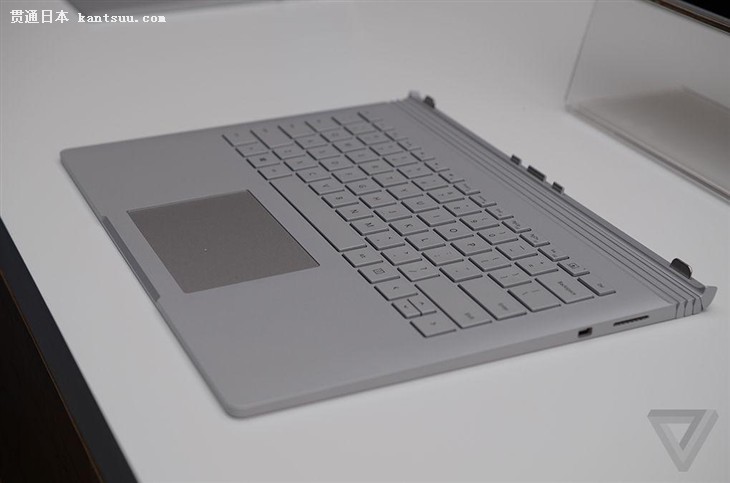 MacBook Surface Book/Pro 4